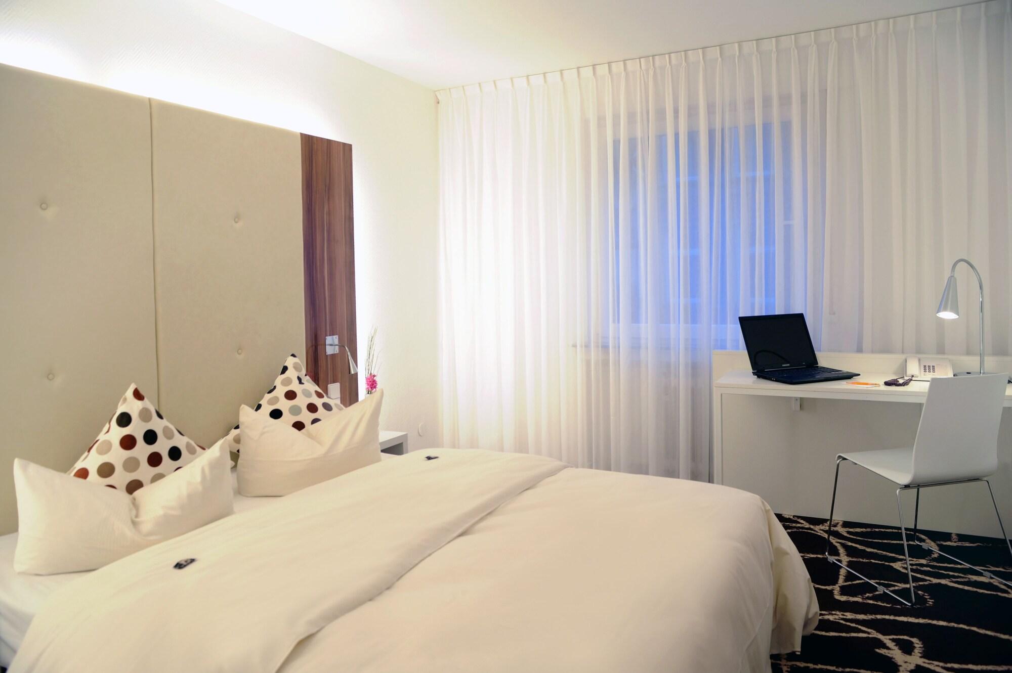 Ambassador Hotel Frankfurt am Main Ngoại thất bức ảnh
